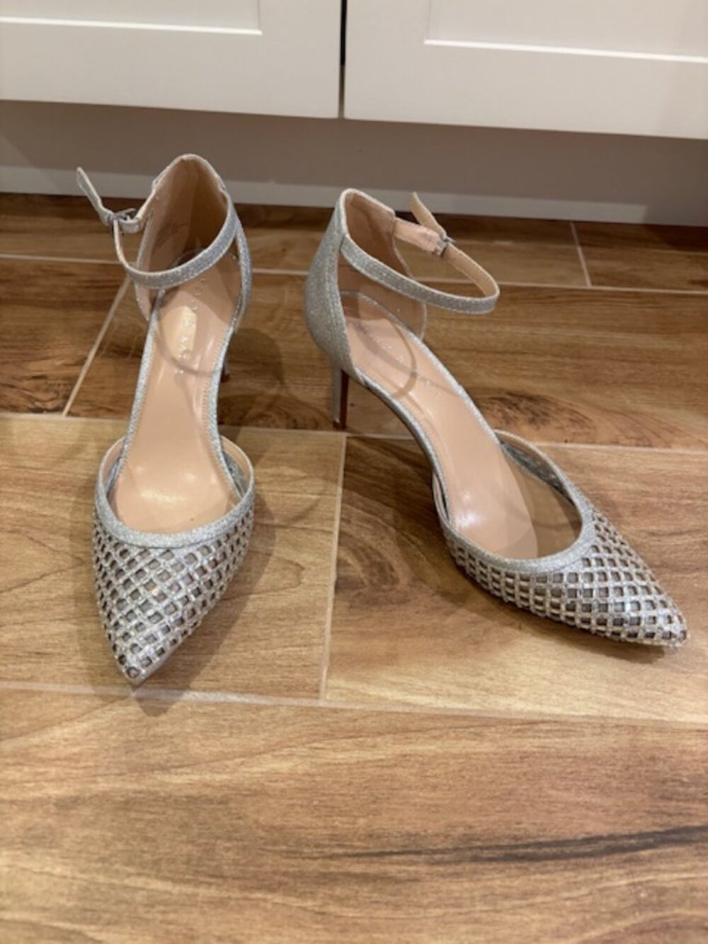 Kelly & Katie Silver Pumps